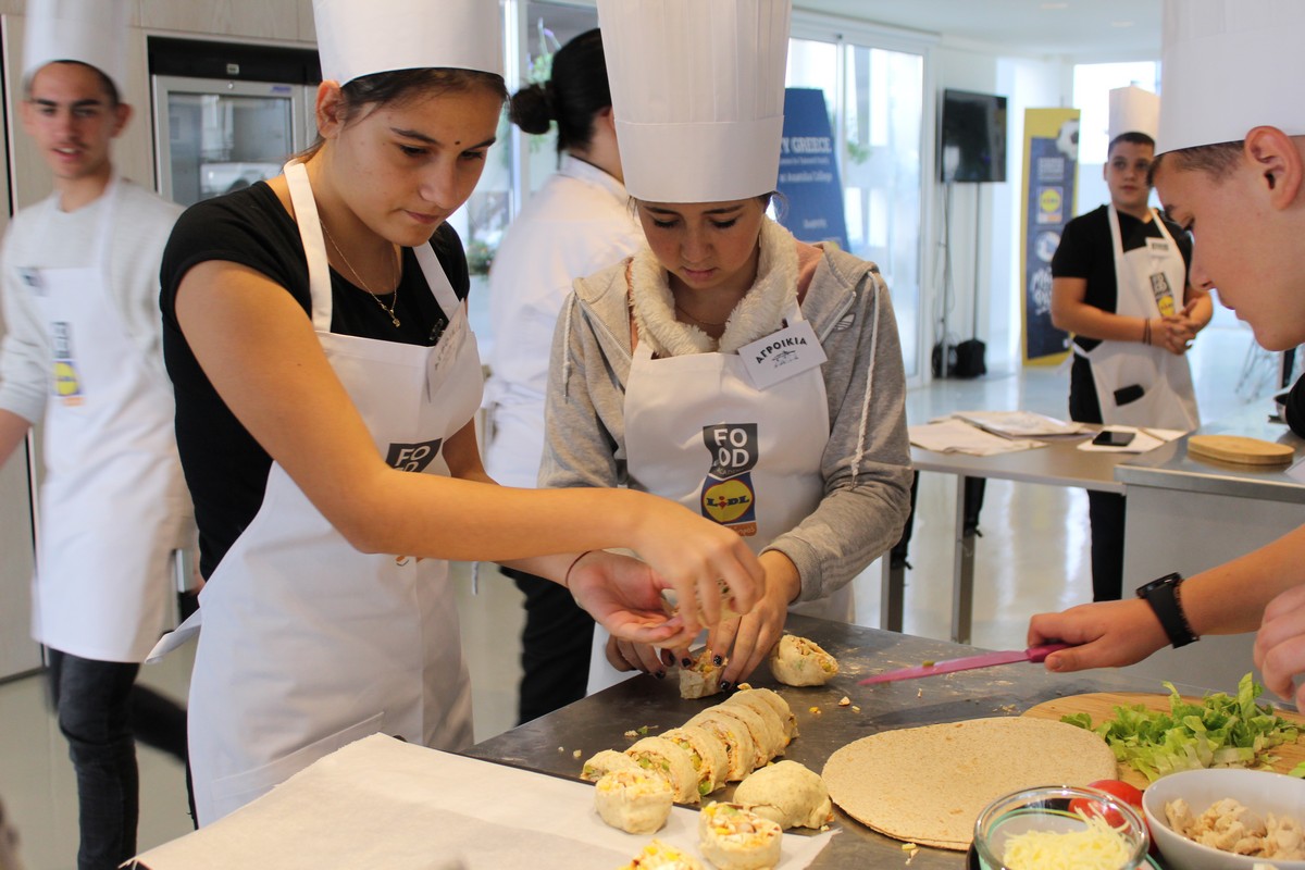 Συμμετοχή του Γυμνασίου Αγίου Αντωνίου στο πρόγραμμα. Ετοιμασία «Υγιεινών σνακ για το σχολείο», 5/12/2019.