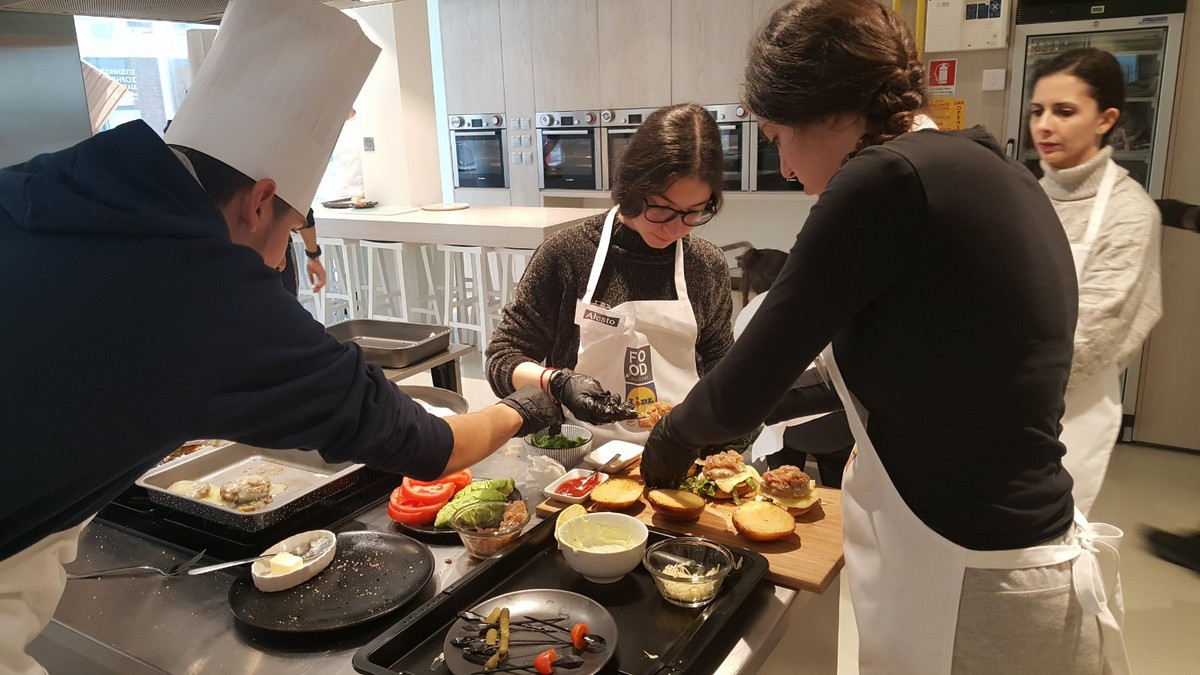 Συμμετοχή του Β’ Περιφερειακού Γυμνασίου Λευκωσίας - Μαλούντα στο πρόγραμμα. Ετοιμασία «Τέλειων σνακ για το σχολείο», 27/1/2020