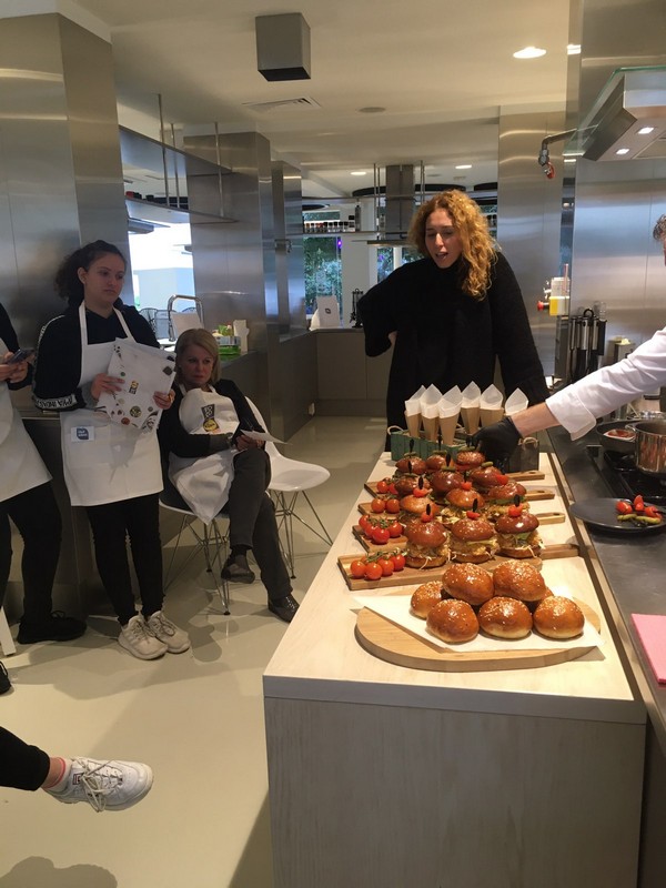 Συμμετοχή του Β’ Περιφερειακού Γυμνασίου Λευκωσίας - Μαλούντα στο πρόγραμμα. Ετοιμασία «Τέλειων σνακ για το σχολείο», 27/1/2020