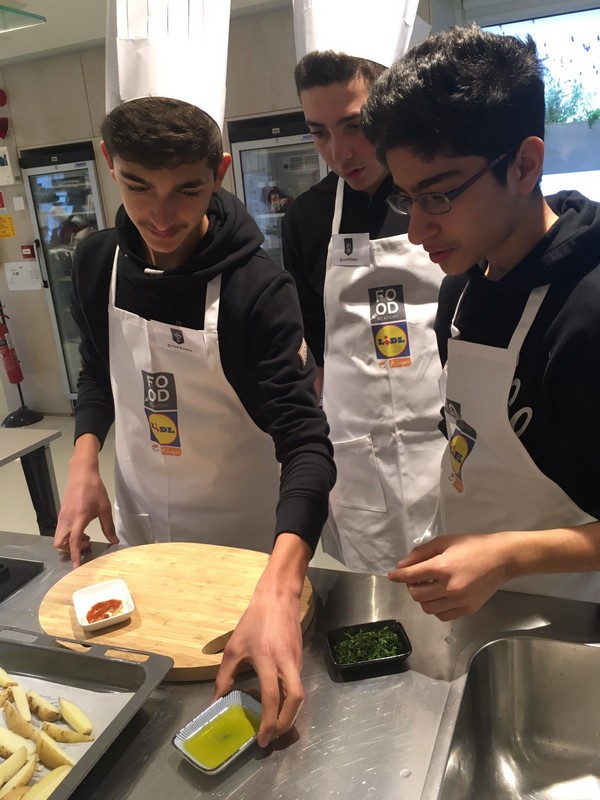 Συμμετοχή του Β’ Περιφερειακού Γυμνασίου Λευκωσίας - Μαλούντα στο πρόγραμμα. Ετοιμασία «Τέλειων σνακ για το σχολείο», 27/1/2020