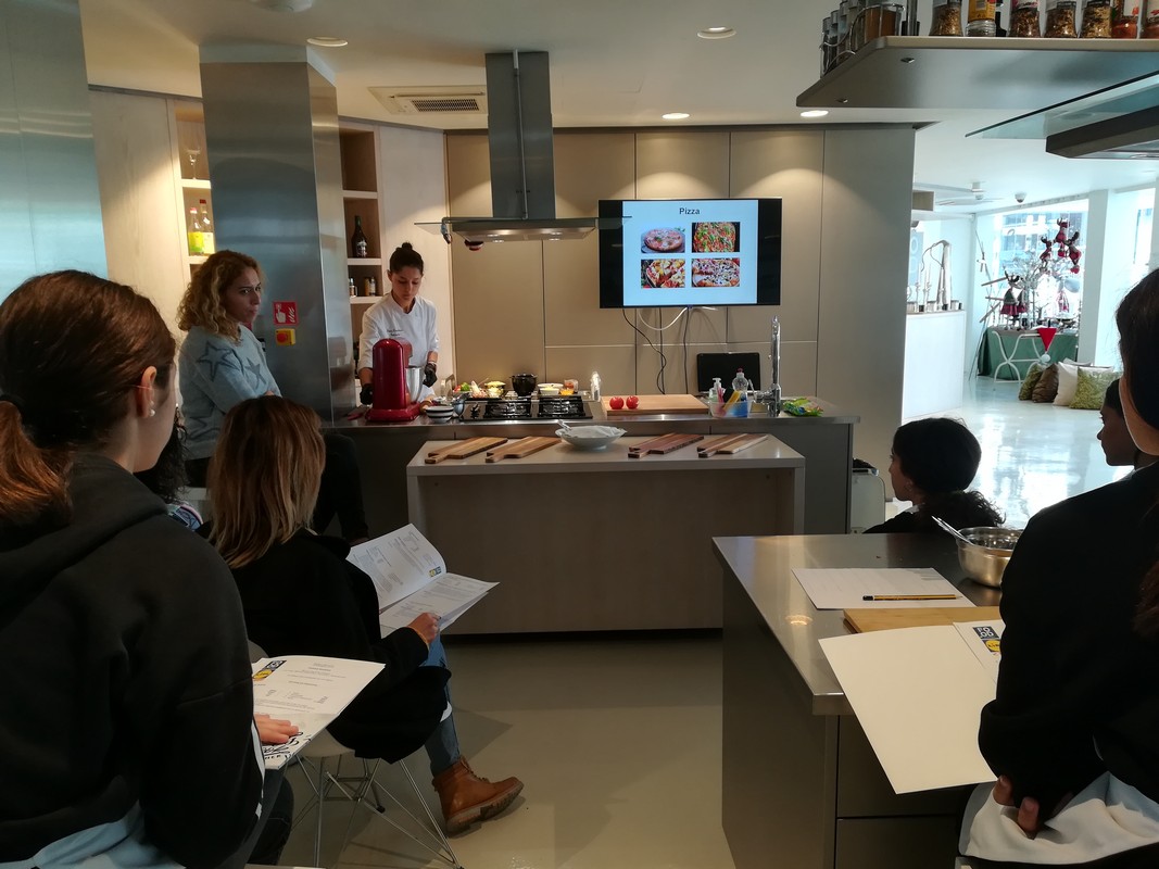 Συμμετοχή του Λανιτείου Γυμνασίου στο πρόγραμμα. Ετοιμασία «Ιταλικής κουζίνας», 28/11/2019.