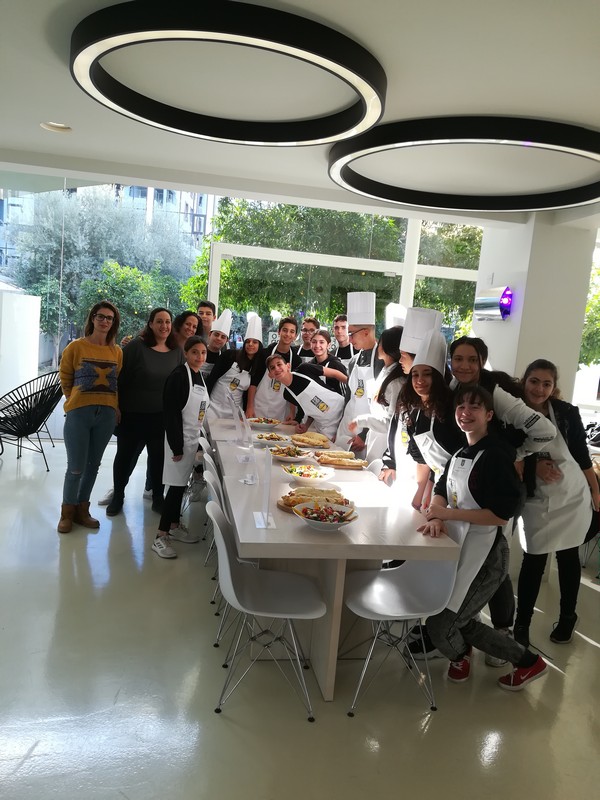 Συμμετοχή του Λανιτείου Γυμνασίου στο πρόγραμμα. Ετοιμασία «Ιταλικής κουζίνας», 28/11/2019.