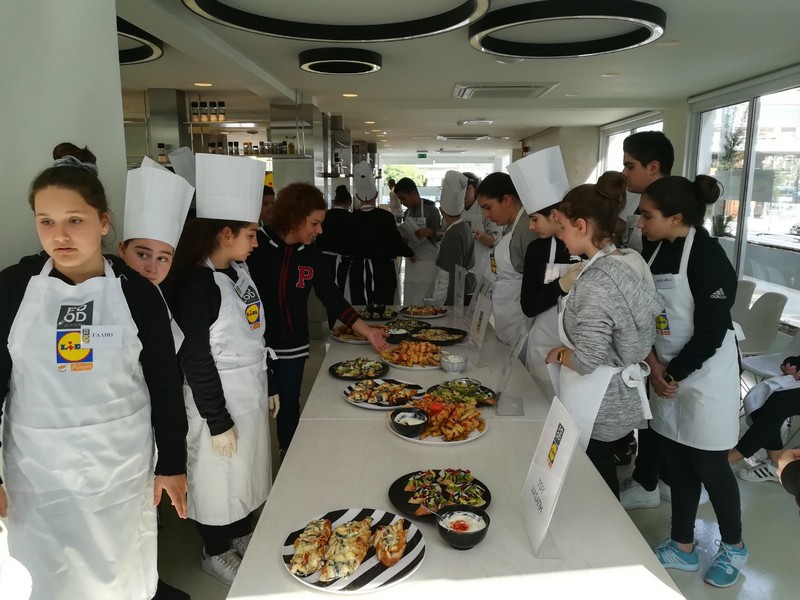 Συμμετοχή Γυμνασίου  Πετράκη Κυπριανού στο Πρόγραμμα.  Ετοιμασία «Φαγητού για Πάρτι» 