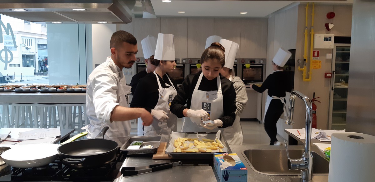 Συμμετοχή Γυμνασίου  Πετράκη Κυπριανού στο Πρόγραμμα.  Ετοιμασία «Φαγητού για Πάρτι» 