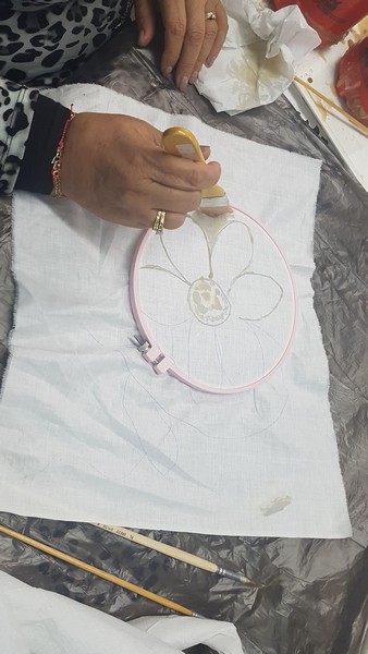 ΜΕ07.002 Υφασματολογία, Λαϊκή Τέχνη και Παράδοση στο μάθημα της Οικιακής Οικονομίας, 2018 -2019 - «Μπατίκ» 