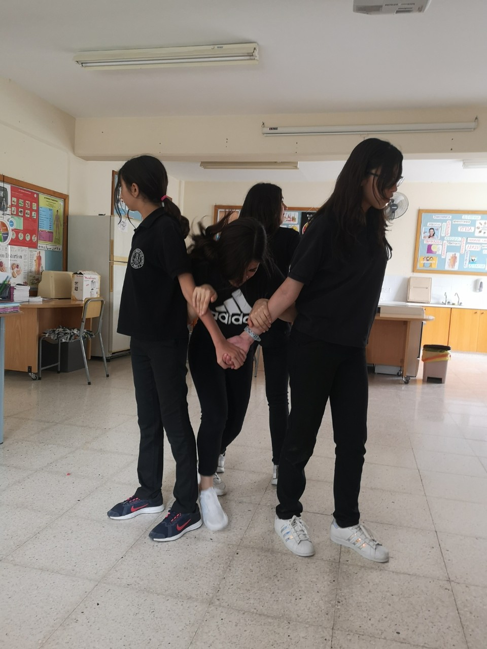 Έμφυλη Βία _Play for change